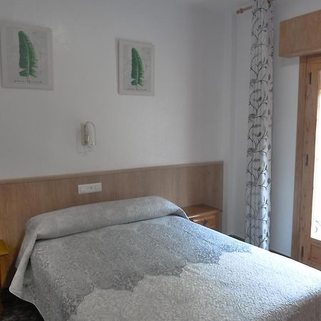 Apartamentos Casa Fermina - A 2 Horas De Las Pistas De Esqui Тревелес Екстер'єр фото