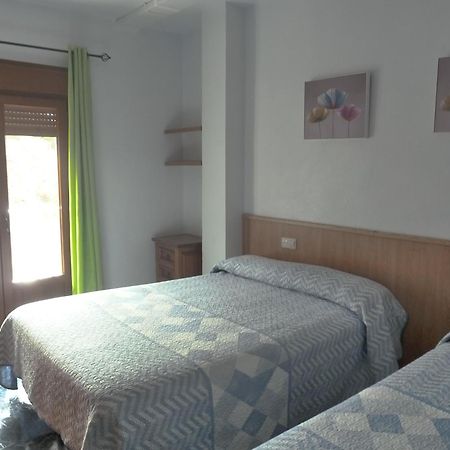 Apartamentos Casa Fermina - A 2 Horas De Las Pistas De Esqui Тревелес Екстер'єр фото