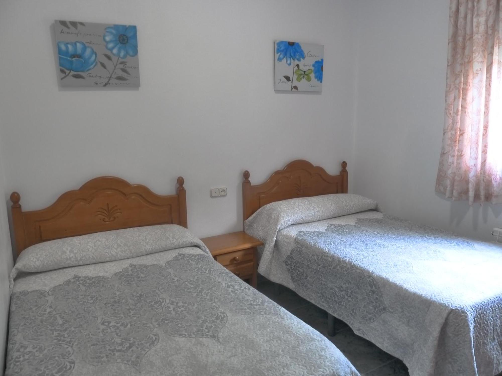 Apartamentos Casa Fermina - A 2 Horas De Las Pistas De Esqui Тревелес Екстер'єр фото